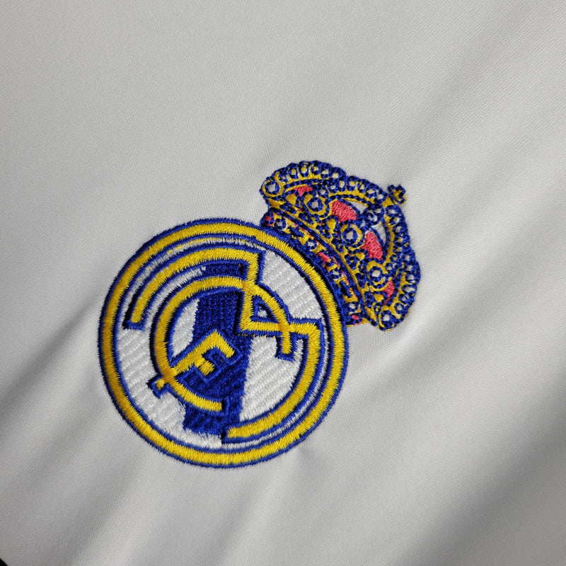 Real Madrid 25/26 Local Versión Fan