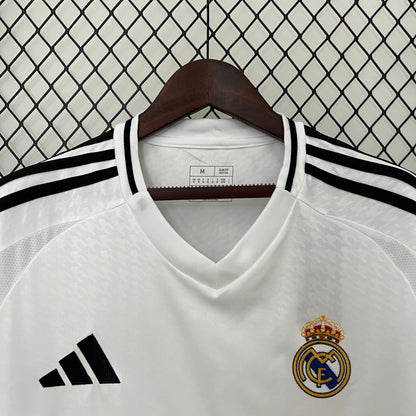 Real Madrid  24/25 Local Versión Fan